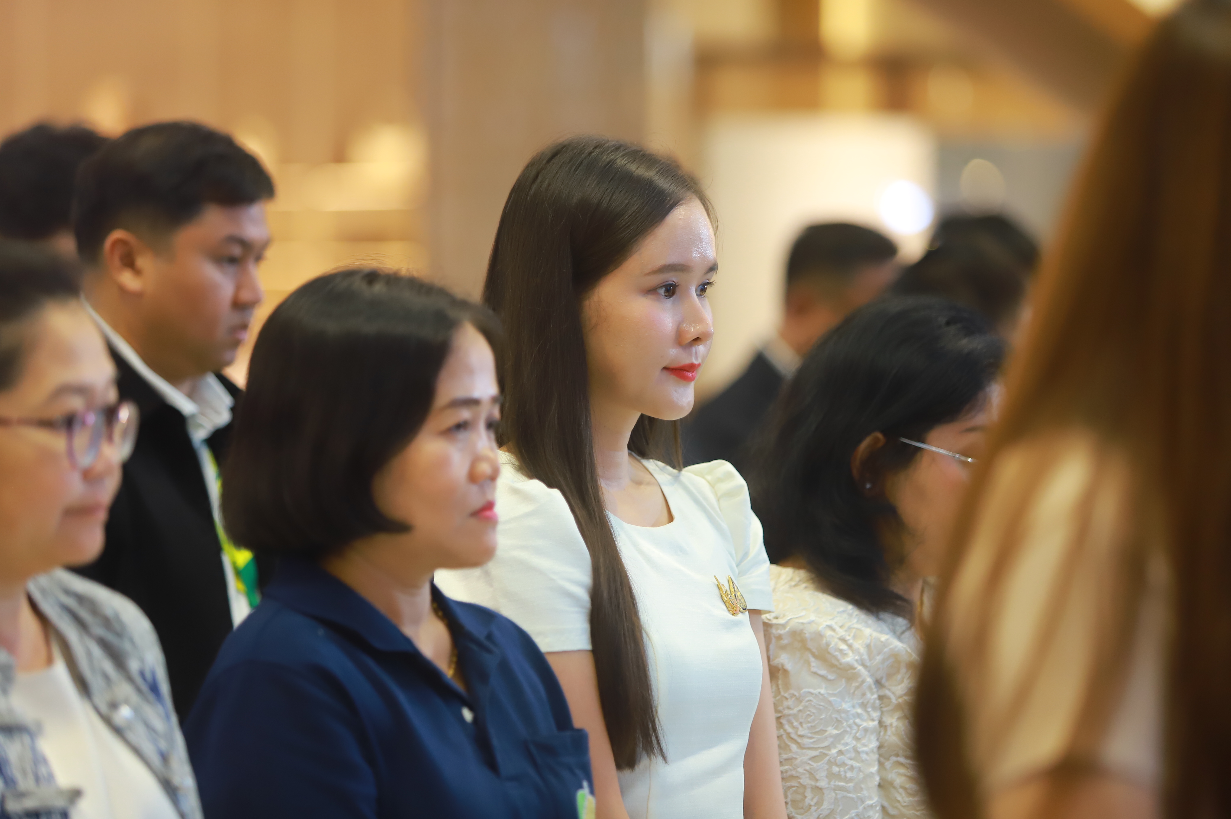 title - ส.ป.ก. ร่วมพิธีเปิดงานหม่อนไหมสัญจร ณ กรุงเทพมหานครและจังหวัดนนทบุรี ครั้งที่ 1 ชูนโยบาย ตลาดนำการผลิต เพิ่มช่องทางจำหน่าย สร้างรายได้เกษตรกร